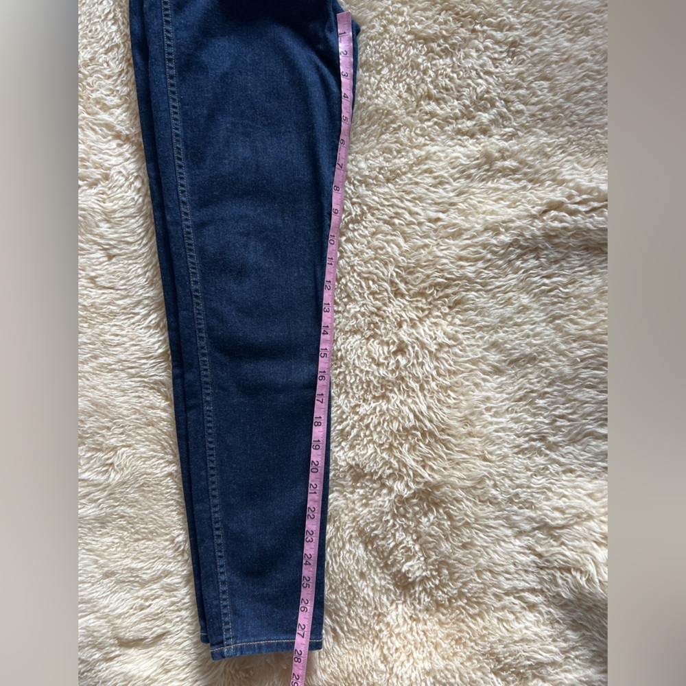 Madewell size 28 jeans - Picture 7 of 9